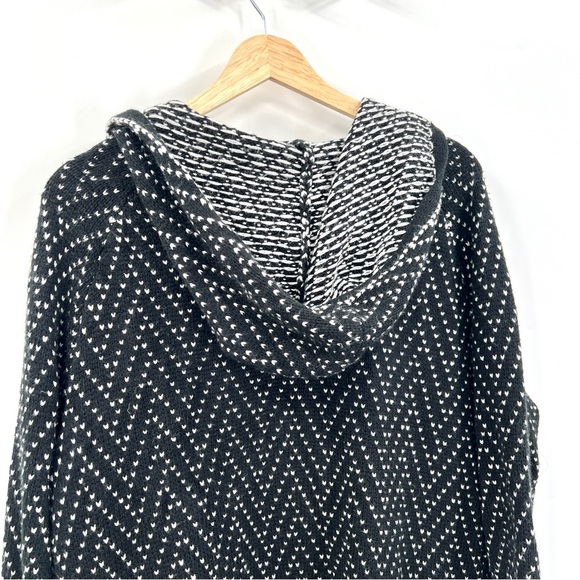 A NEW DAY Woman's Black & White Heart Knit Casual Long Line Cardigan Size L - Picture 9 of 15